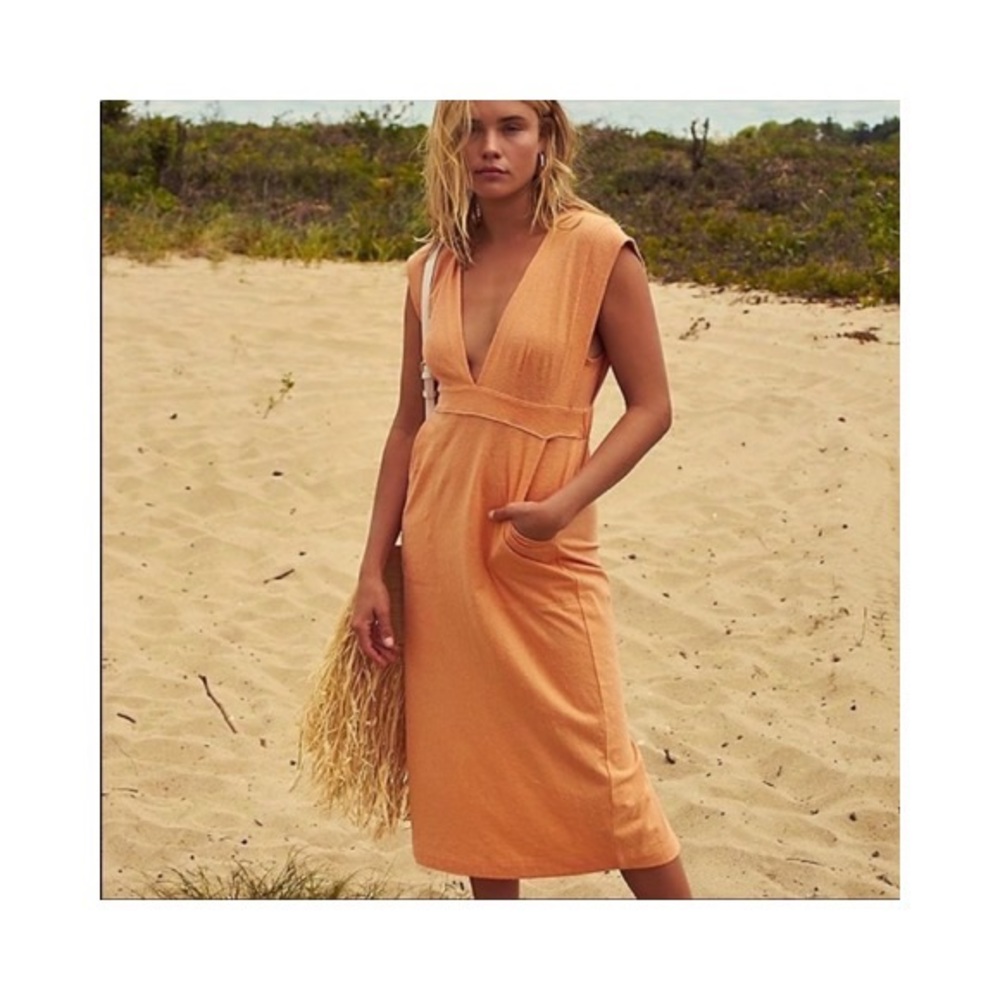 Free People beach bella dress, textured BLACK - worn ONCE.